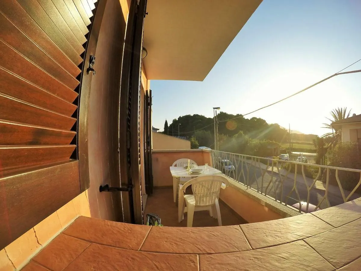 Casa Vacanze Residence Cavour 瓦雷多利亚